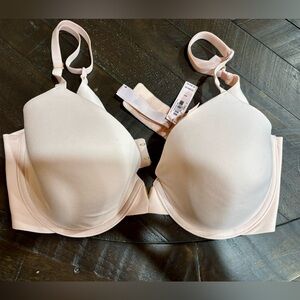 NWT Victoria’s Secret Perfect Coverage bra